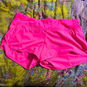 - Lululemon speed up 2.5” shorts